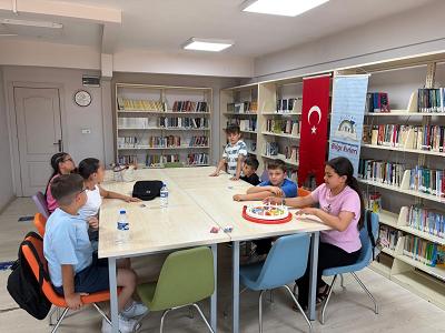 media-library9yn6OU
