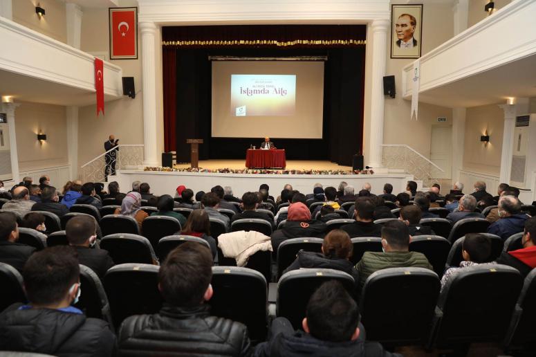 “İSLAM’DA AİLE” KONFERANSI