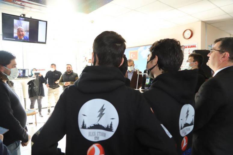 TÜRKİYE’NİN GURURLARI KANADA YOLCUSU