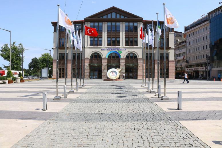 BÜYÜKŞEHİR BAYRAM DA GÖREV BAŞINDA
